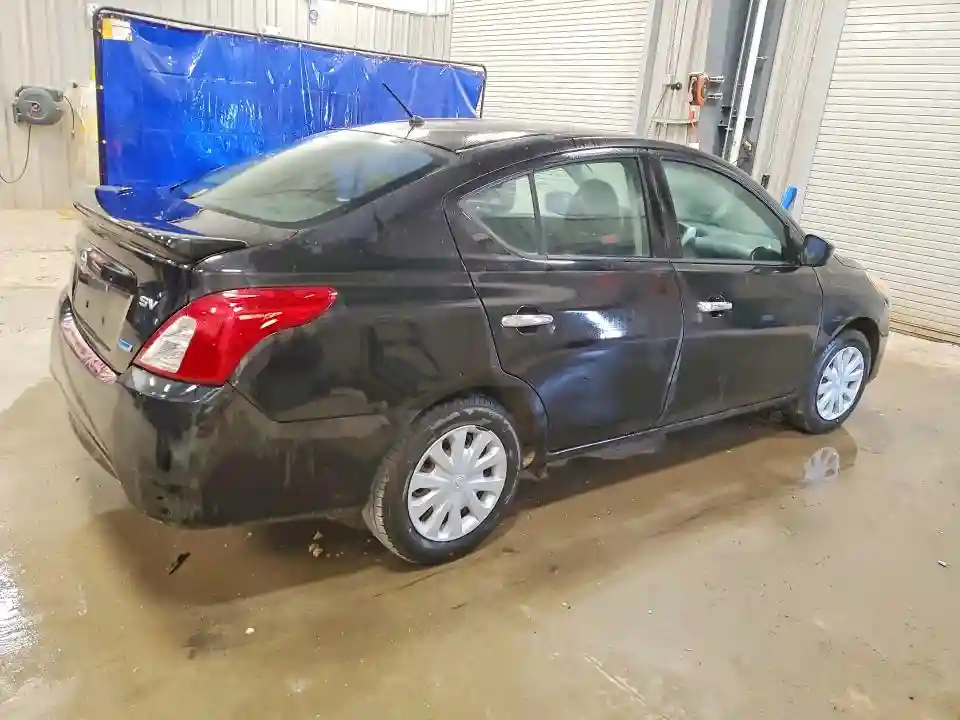 3N1CN7AP9FL883226 2015 NISSAN VERSA-2