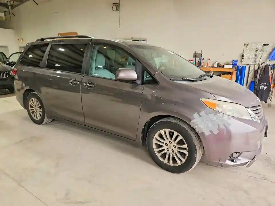 5TDYK3DC2FS546730 2015 TOYOTA SIENNA-3