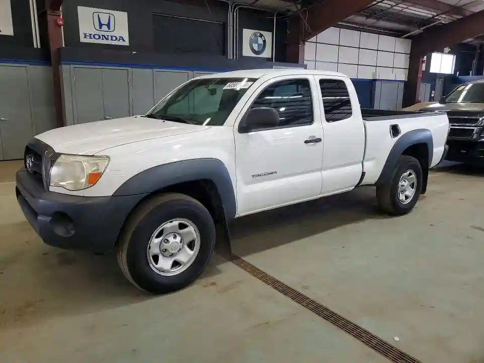 5TFUU4ENXBX015570 2011 TOYOTA TACOMA-0