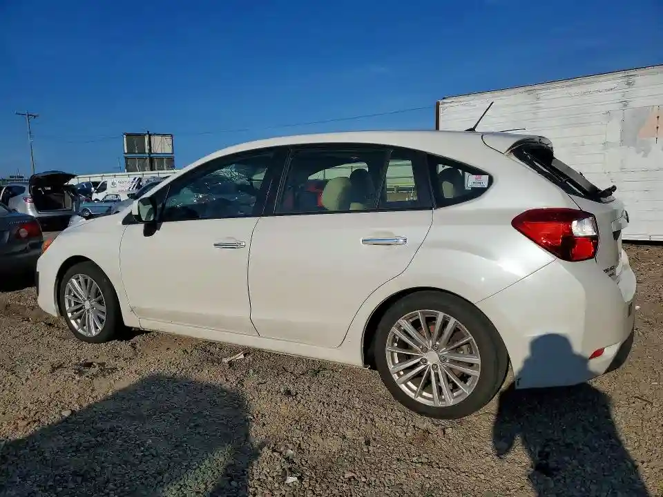 JF1GPAH63E8231871 2014 SUBARU IMPREZA-1