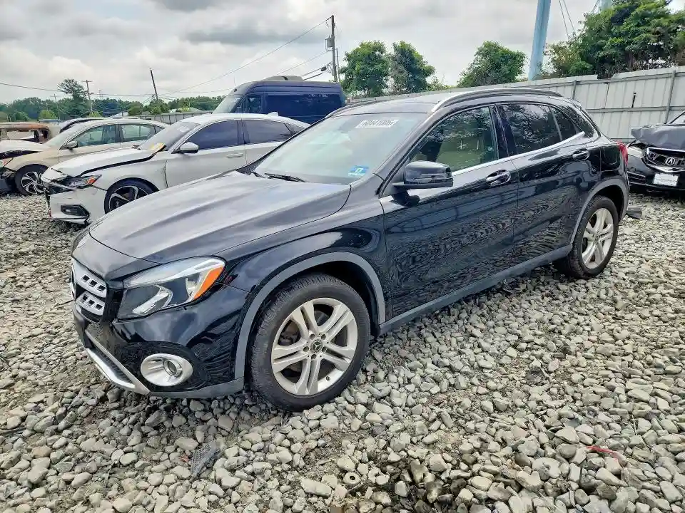 WDCTG4GBXJJ418594 2018 MERCEDES-BENZ GLA-CLASS-0