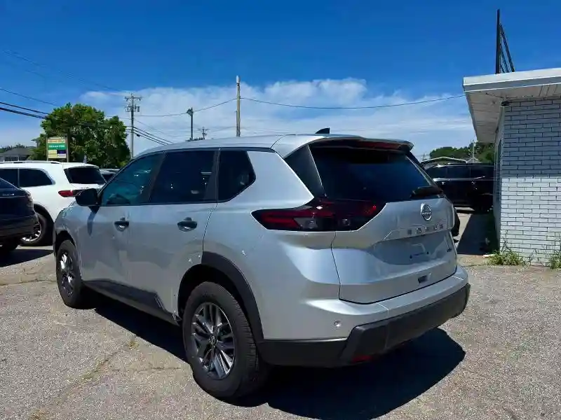 5N1BT3AB3SC795480 2025 NISSAN ROGUE-2