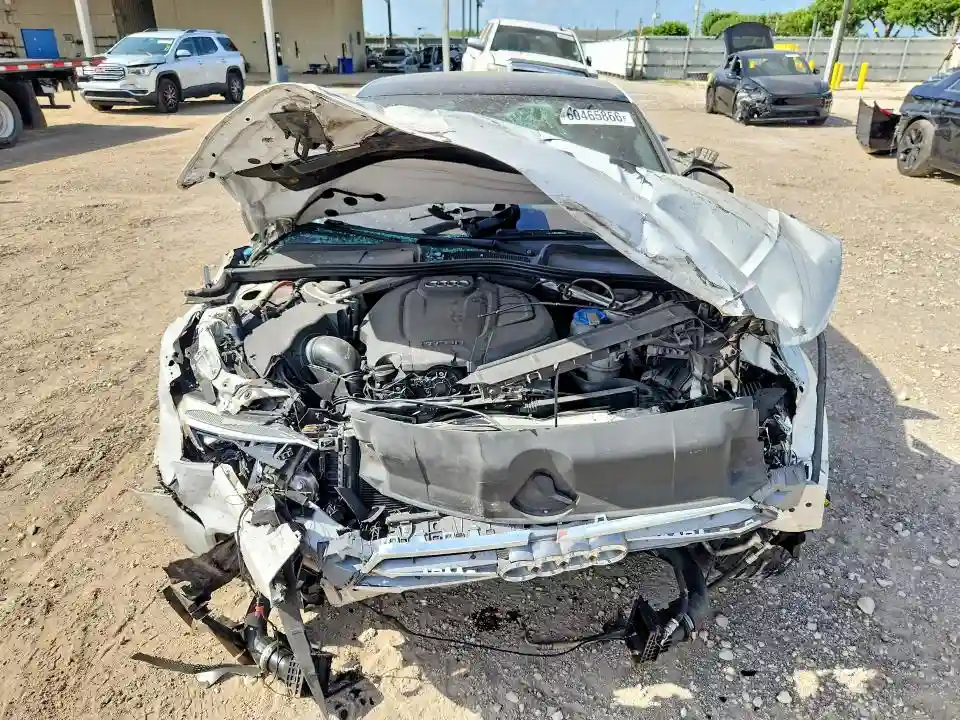 WAUTNAF58JA003437 2018 AUDI A5-4