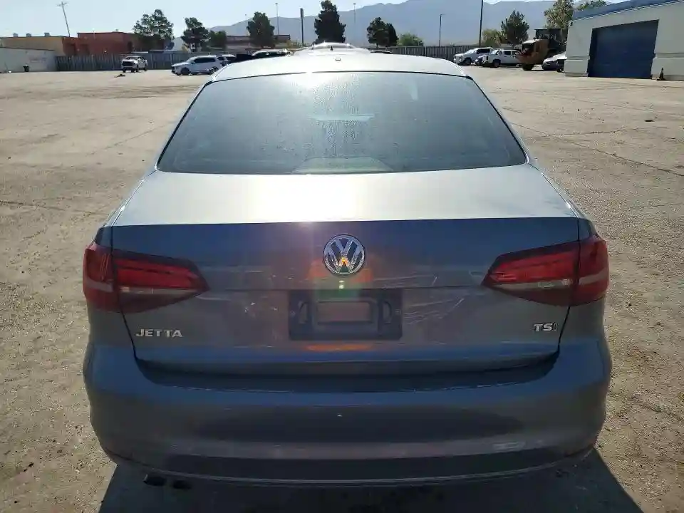 3VW2B7AJ8HM404852 2017 VOLKSWAGEN JETTA-5