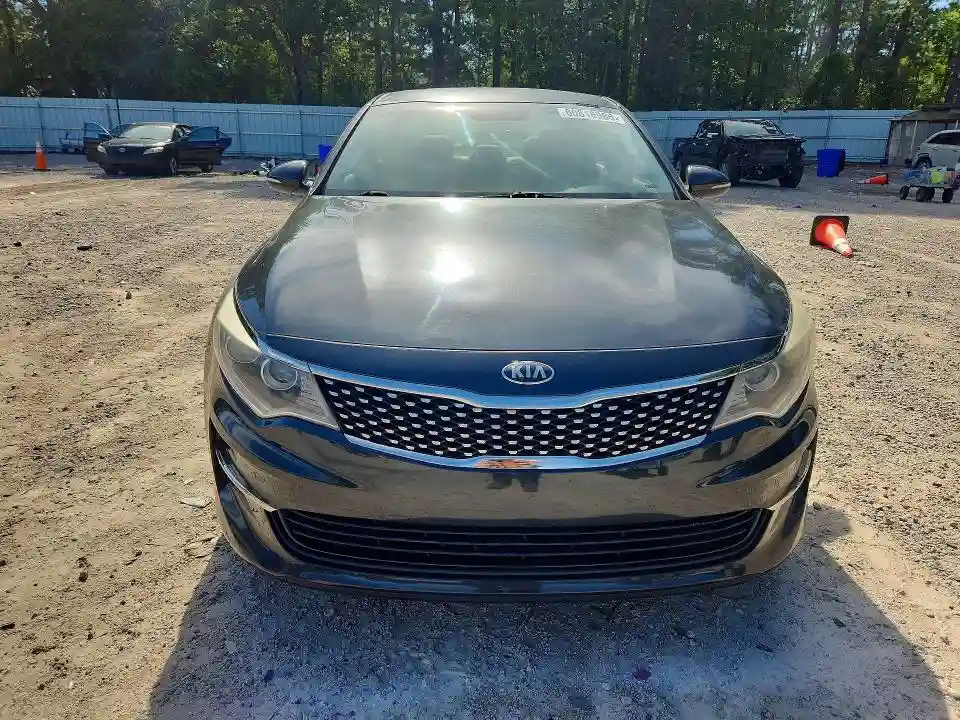 5XXGU4L31GG085777 2016 KIA OPTIMA-4