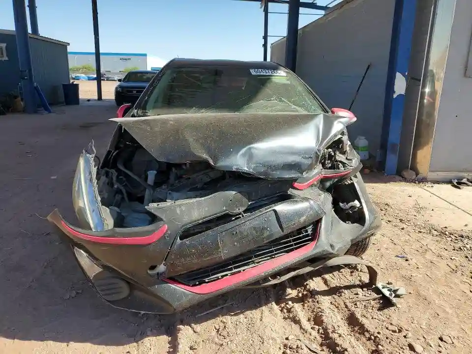 JTDKDTB37G1120906 2016 TOYOTA PRIUS C PE-4