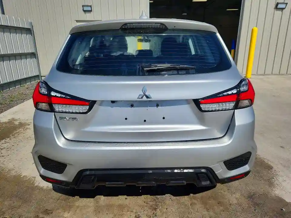 JA4AHUAU7PU605412 2023 MITSUBISHI OUTLANDER-5