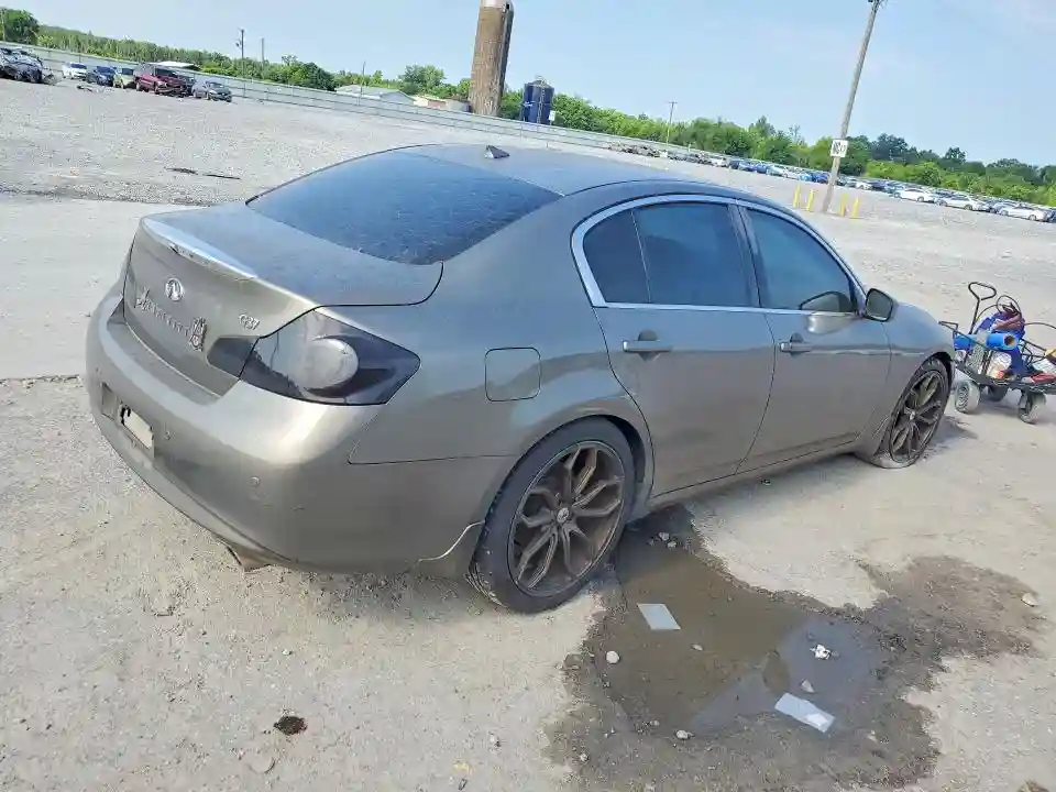 JN1CV6AP6BM509926 2011 INFINITI G37-2