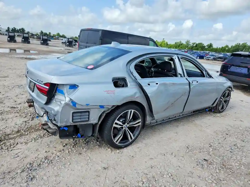 WBA7F0C50KGM25469 2019 BMW 7 SERIES-2