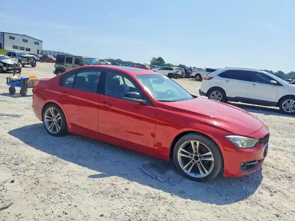 WBA3A5C55EP600586 2014 BMW 3 SERIES-3