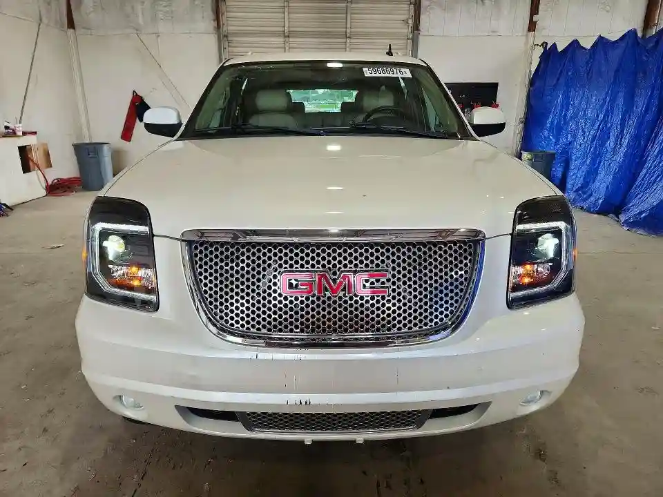 1GKS2MEF3BR311898 2011 GMC YUKON-4
