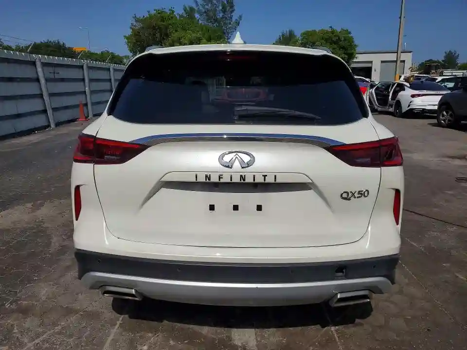3PCAJ5M10LF102521 2020 INFINITI QX50-5
