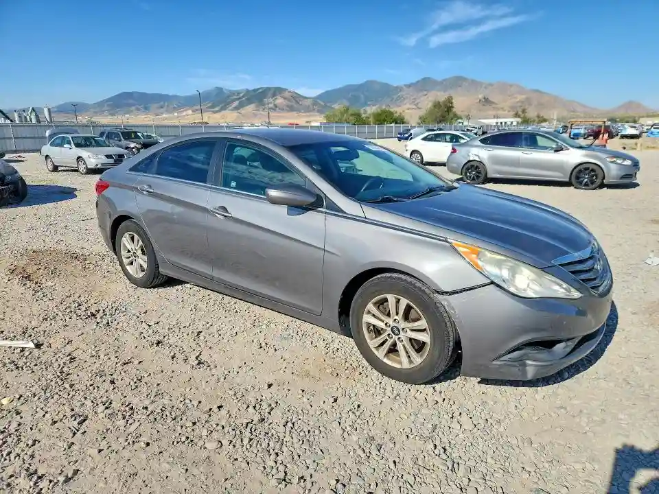 5NPEB4AC4DH771358 2013 HYUNDAI SONATA-3
