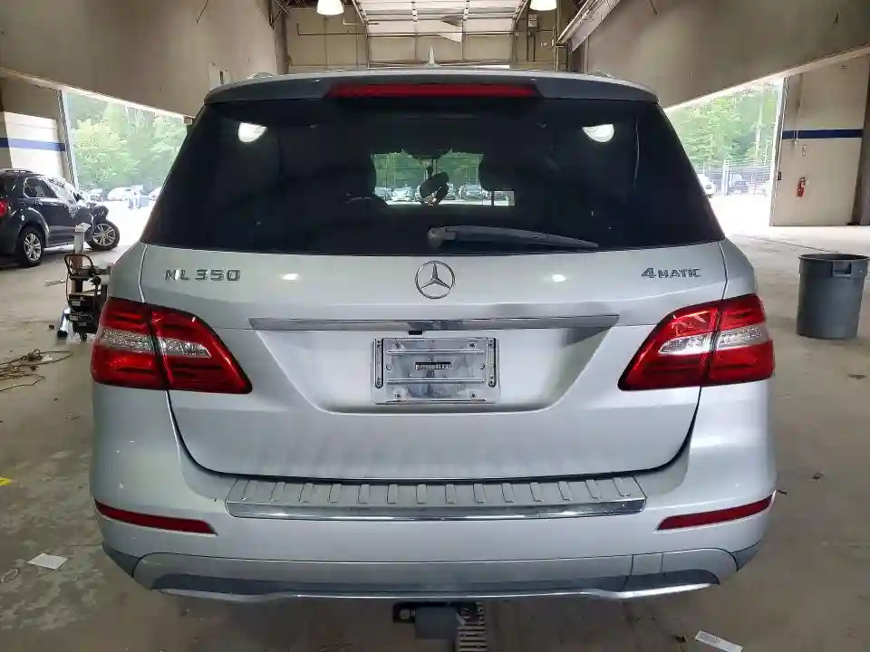 4JGDA5HB8CA003059 2012 MERCEDES-BENZ M-CLASS-5