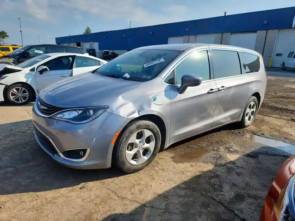 2C4RC1H72HR500703 2017 CHRYSLER PACIFICA-0