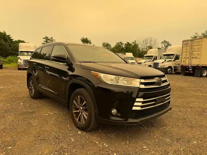 5TDJZRFHXJS897290 2018 TOYOTA HIGHLANDER-0
