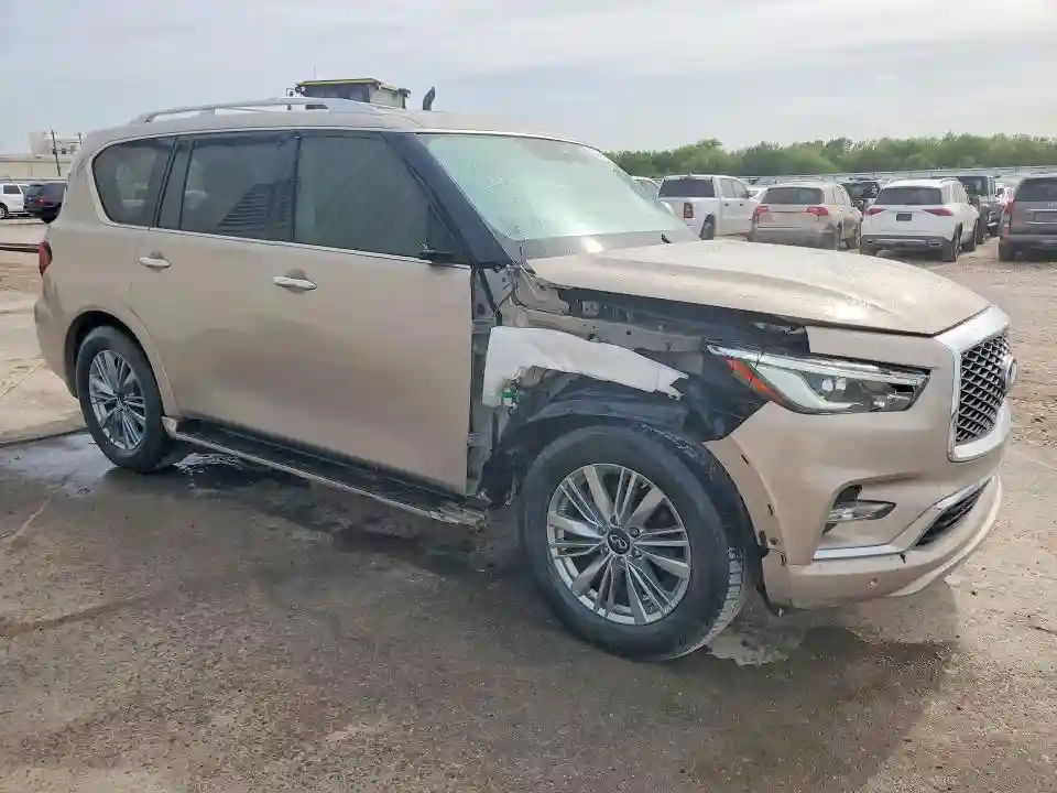 JN8AZ2NF0K9683792 2019 INFINITI QX80-3