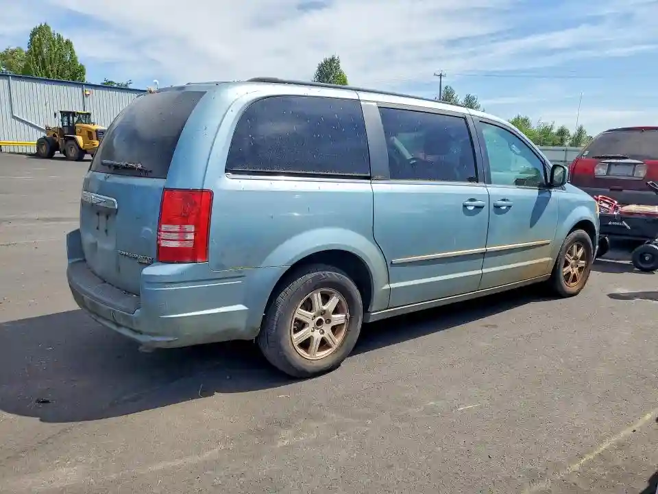 2A4RR5D11AR358805 2010 CHRYSLER MINIVAN-2