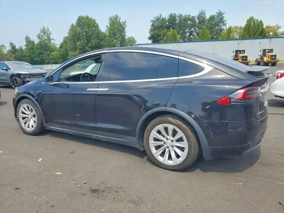 5YJXCBE2XHF049392 2017 TESLA MODEL X-1
