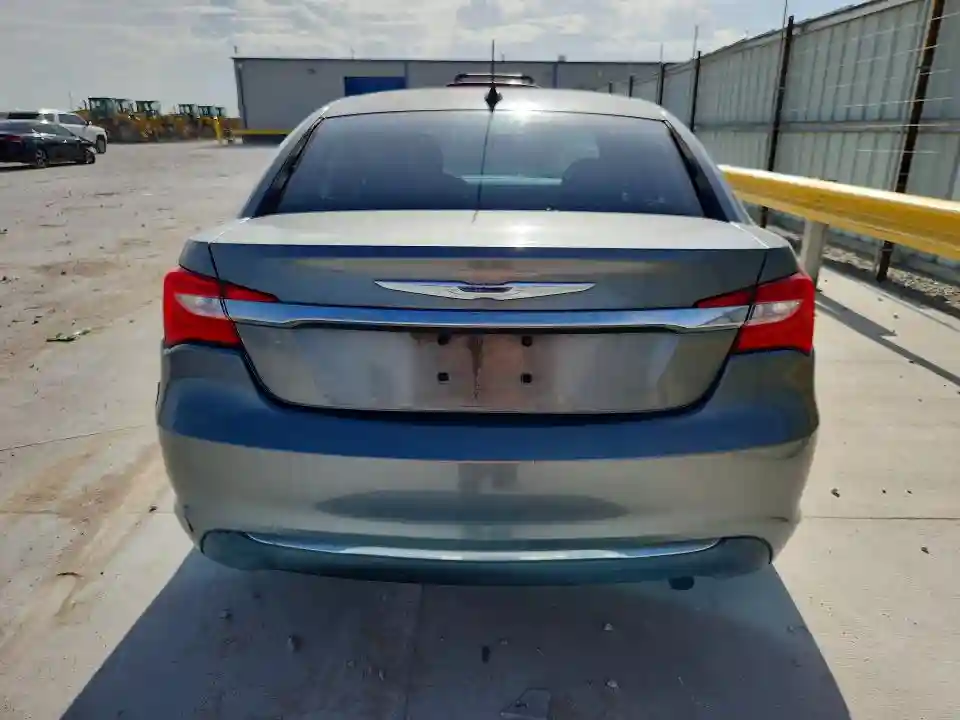1C3CCBAB5CN262186 2012 CHRYSLER 200-5