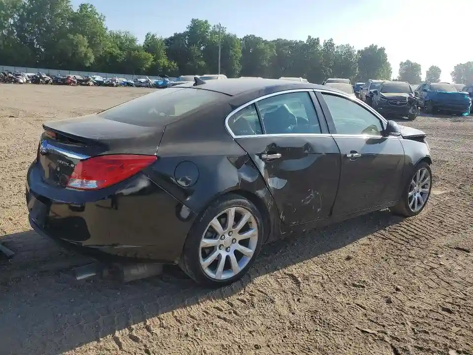 2G4GU5GV7C9213163 2012 BUICK REGAL-2