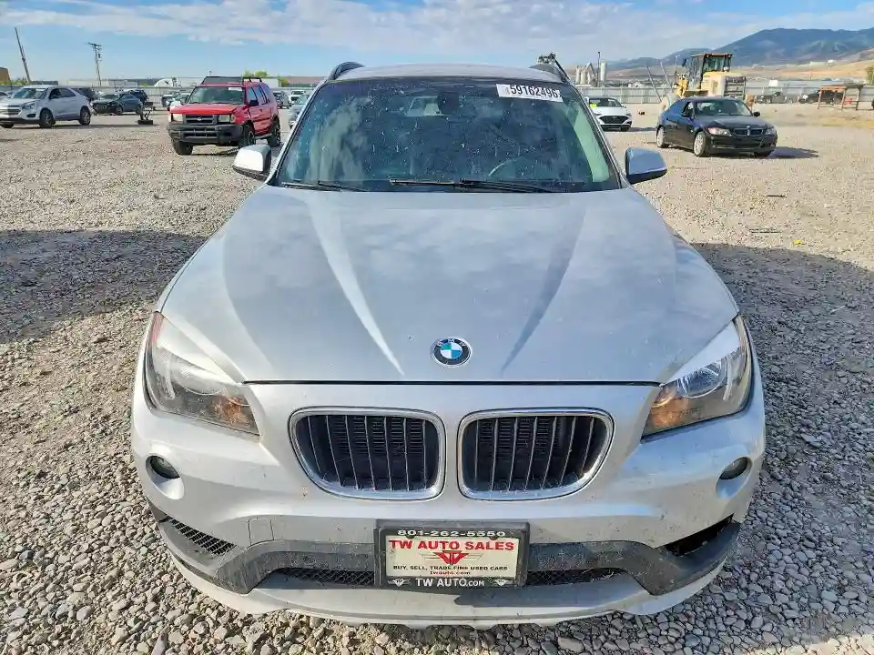 WBAVL1C56FVY39878 2015 BMW X1-4