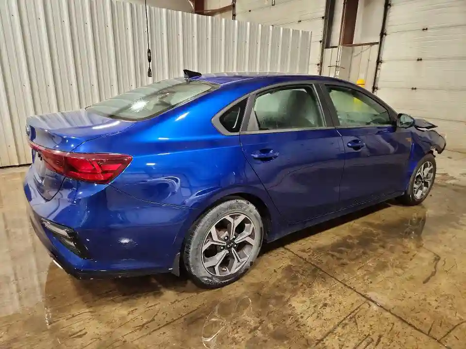 3KPF24AD7LE161809 2020 KIA FORTE-2