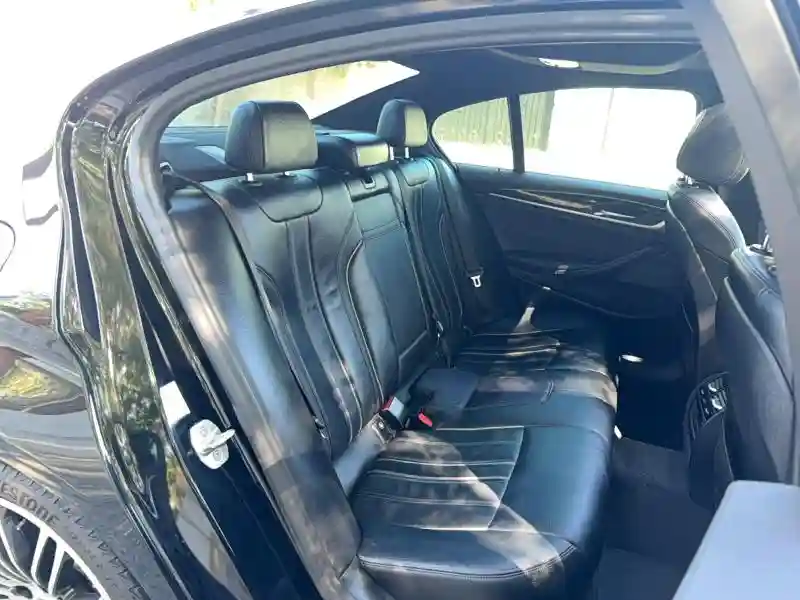 WBAJS1C05LWW82727 2020 BMW 5 SERIES-5