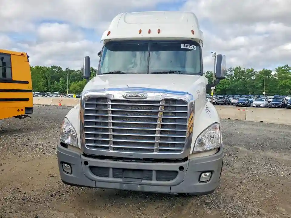 1FUBGLD65ELFV3359 2014 FREIGHTLINER ALL OTHER-4