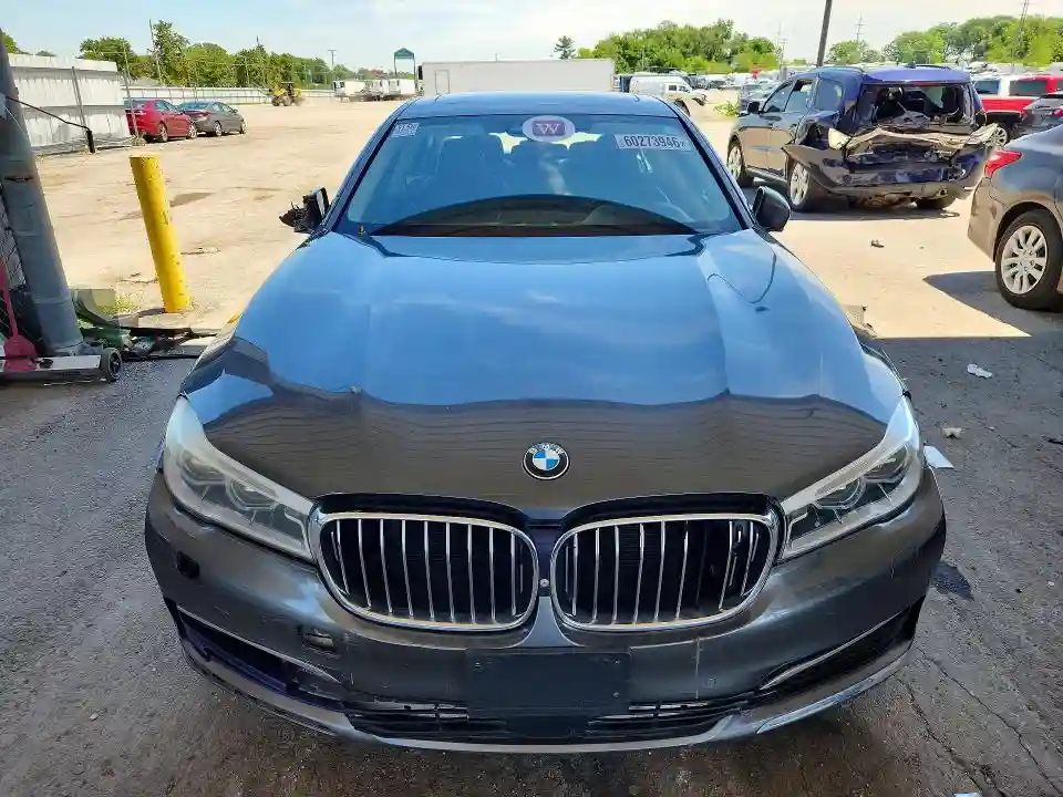 WBA7F2C57GGE12322 2016 BMW 7 SERIES-4
