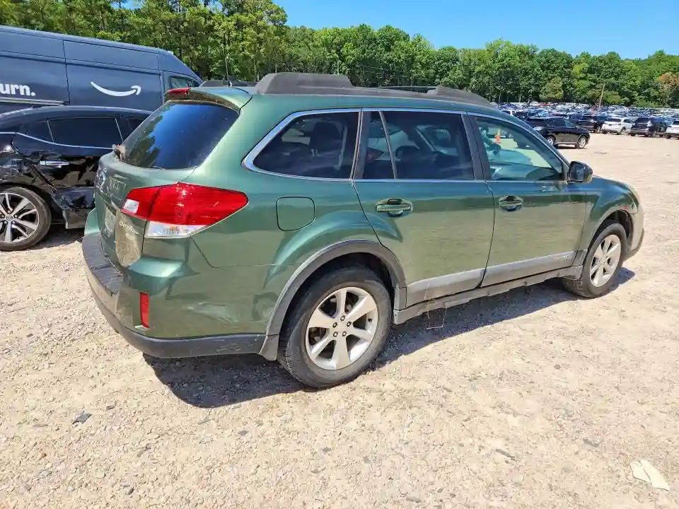 4S4BRBKC2D3237607 2013 SUBARU OUTBACK-2