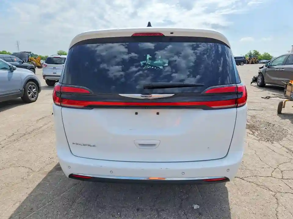 2C4RC1BG1RR182454 2024 CHRYSLER PACIFICA-5