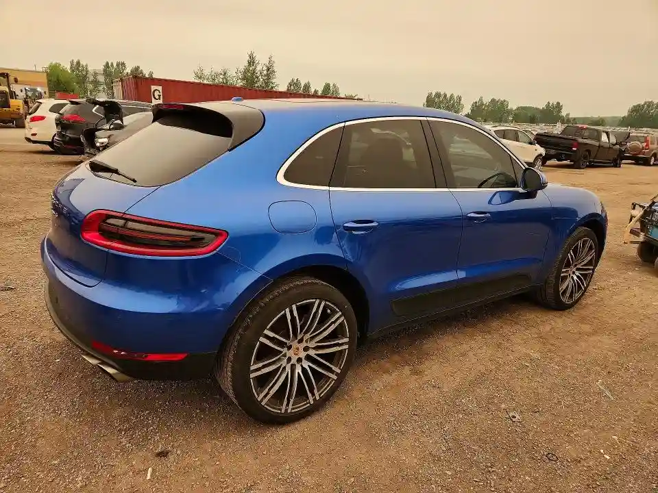 WP1AB2A57GLB44771 2016 PORSCHE MACAN-2