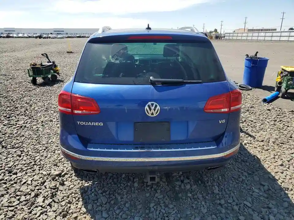 WVGEF9BP4GD000729 2016 VOLKSWAGEN TOUAREG-5