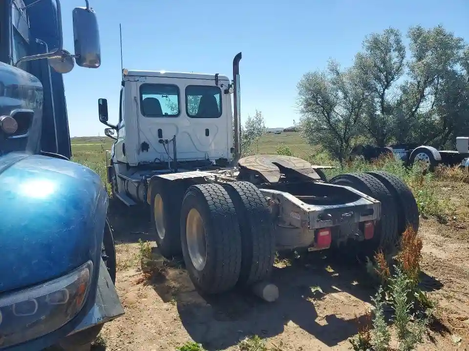 1FUJHLDR6KLKJ2757 2019 FREIGHTLINER ALL OTHER-1