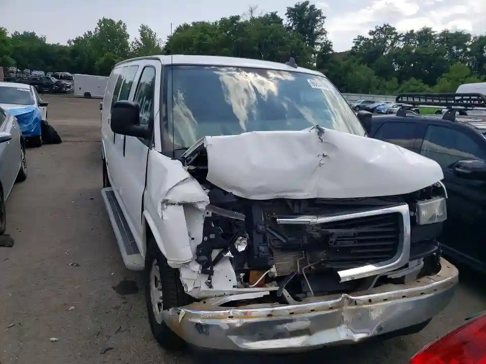 1GTW7AFG7L1264251 2020 GMC SAVANA-4