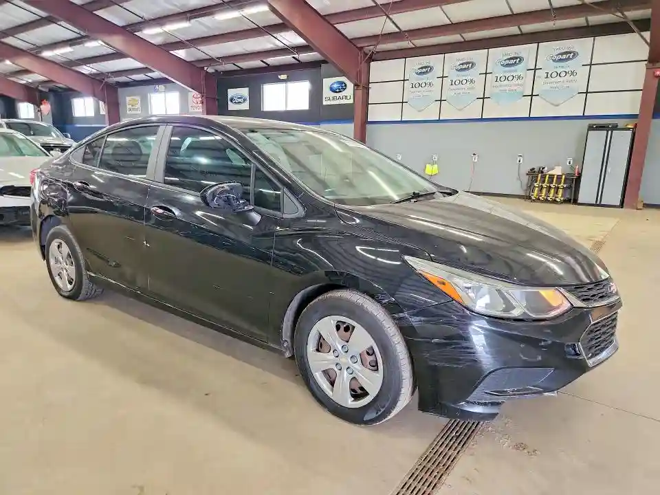 1G1BC5SM7J7105262 2018 CHEVROLET CRUZE-3