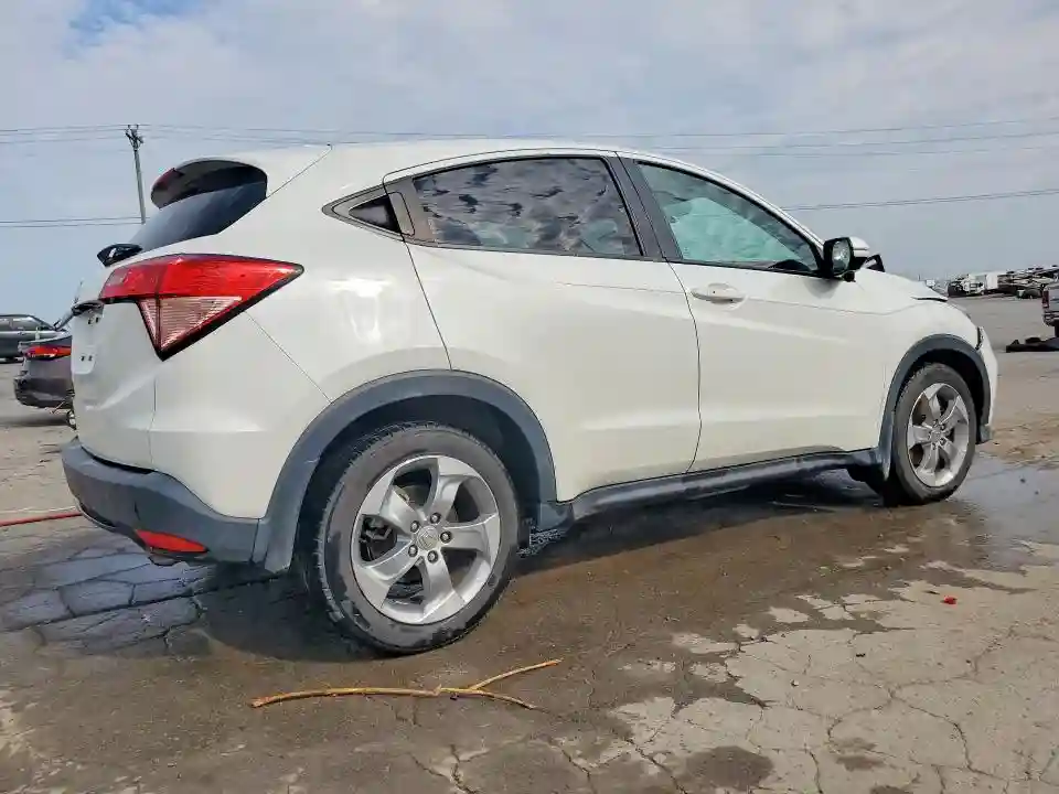 3CZRU5H5XHM719798 2017 HONDA HR-V-2