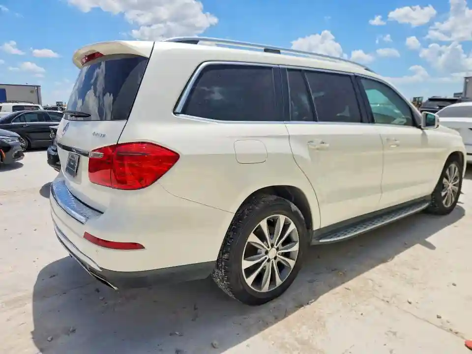 4JGDF6EE2FA455020 2015 MERCEDES-BENZ GL-CLASS-2