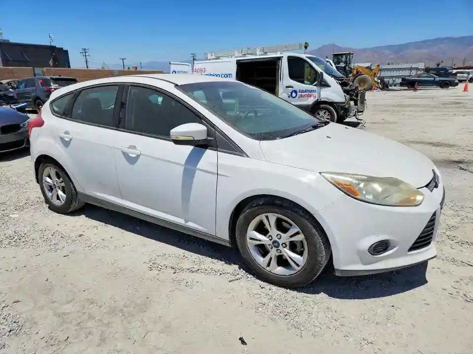 1FADP3K21EL123685 2014 FORD FOCUS-3