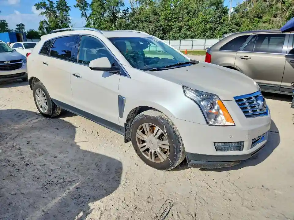 3GYFNEE37FS573422 2015 CADILLAC SRX-3