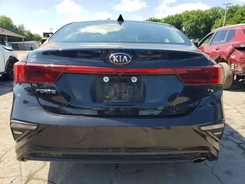 3KPF24AD6LE195630 2020 KIA FORTE LXS-5