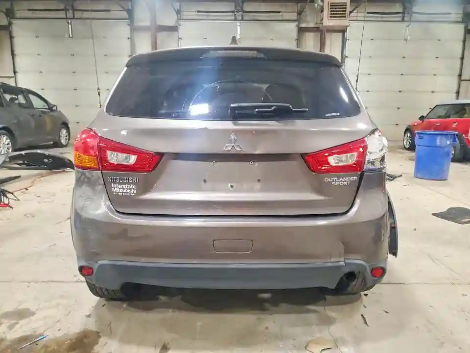 JA4AR3AU8HZ067699 2017 MITSUBISHI OUTLANDER-5