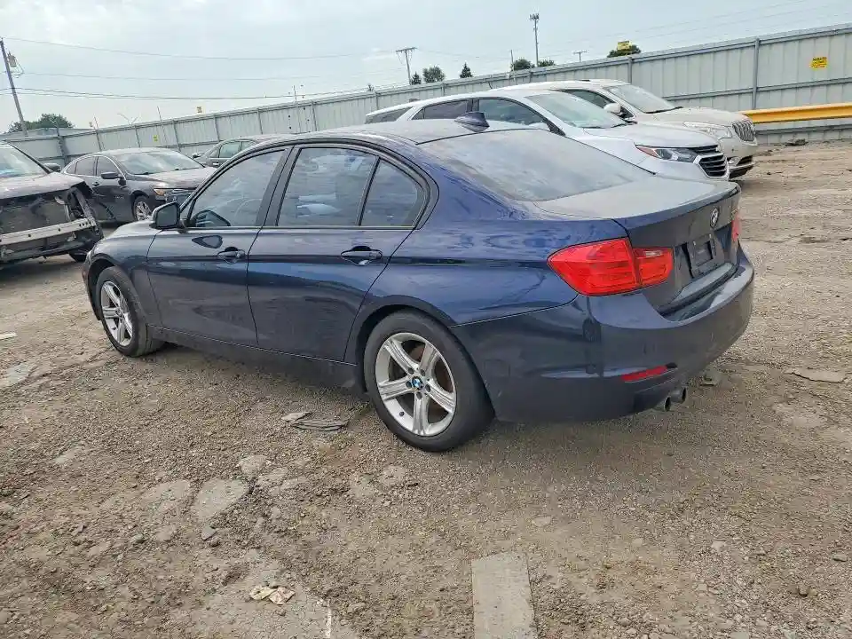 WBA3A5C58DF357070 2013 BMW 3 SERIES-1