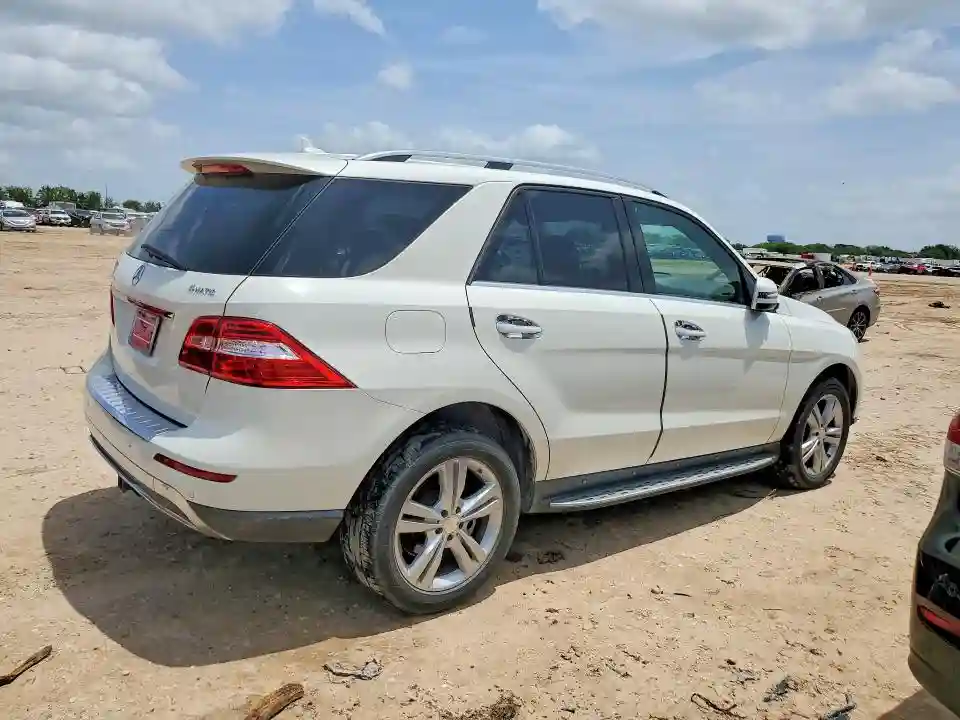4JGDA5HB3DA199686 2013 MERCEDES-BENZ M-CLASS-2