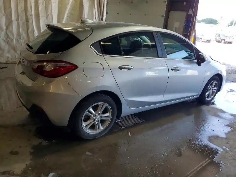3G1BE6SM7JS640013 2018 CHEVROLET CRUZE-2