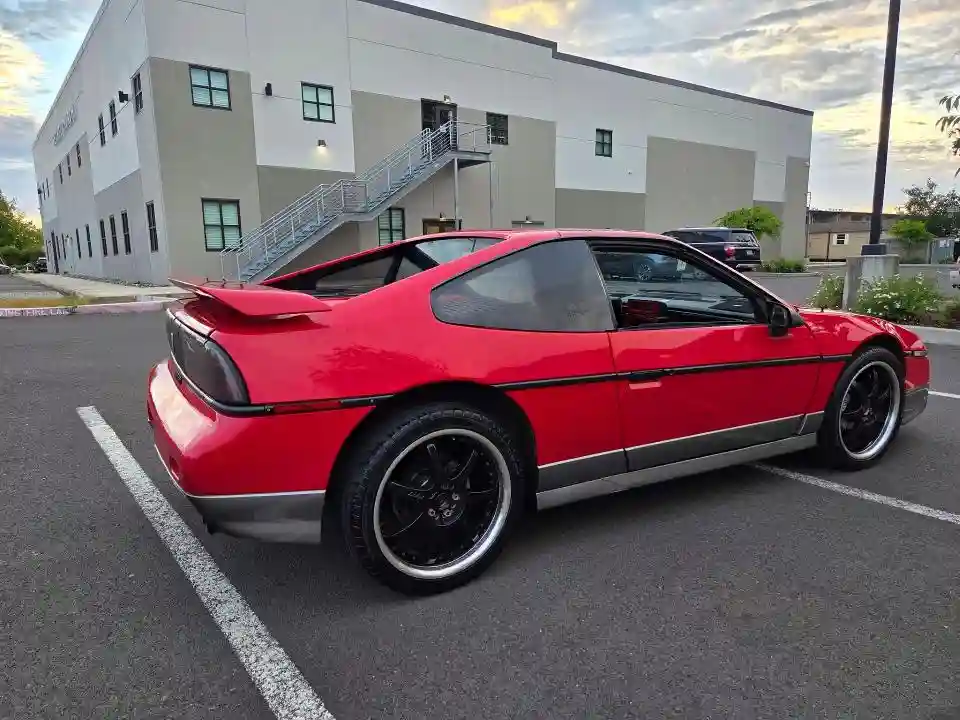 1G2PG9797GP281044 1986 PONTIAC FIERO-3