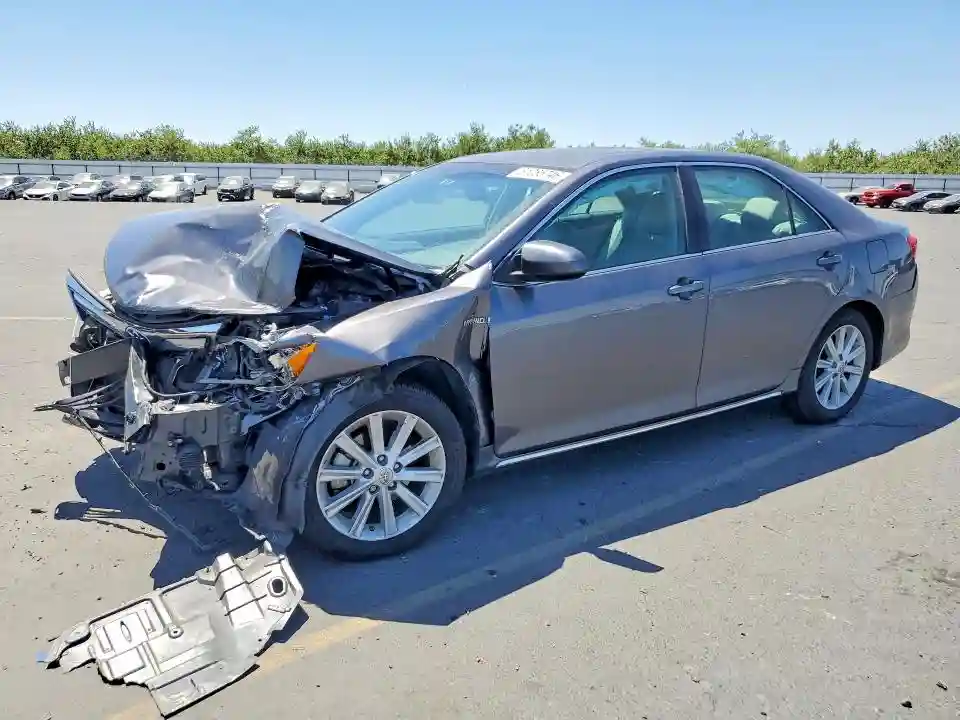 4T1BD1FK0DU093673 2013 TOYOTA CAMRY SOLA-0