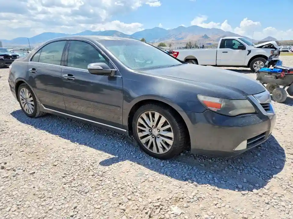 JH4KB2F63BC000259 2011 ACURA RL-3