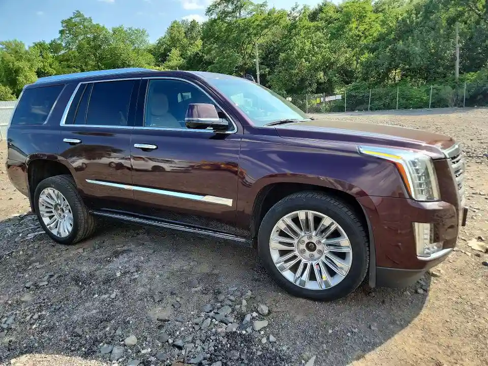 1GYS4DKJ7HR271567 2017 CADILLAC ESCALADE-3